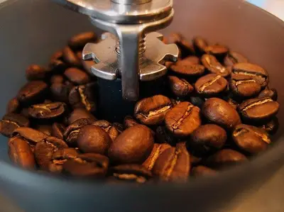 grind coffee without a grinder
